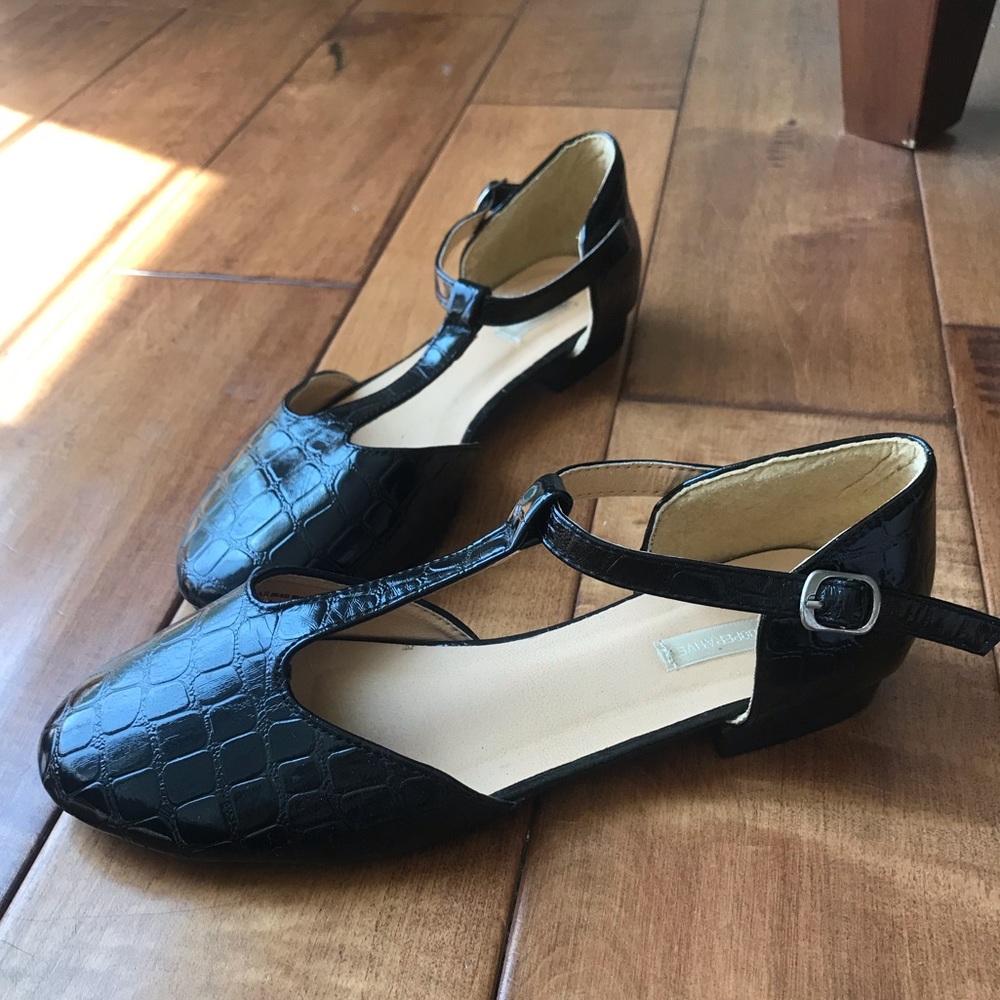 Patent leather maryjanes - Picture 2 of 4